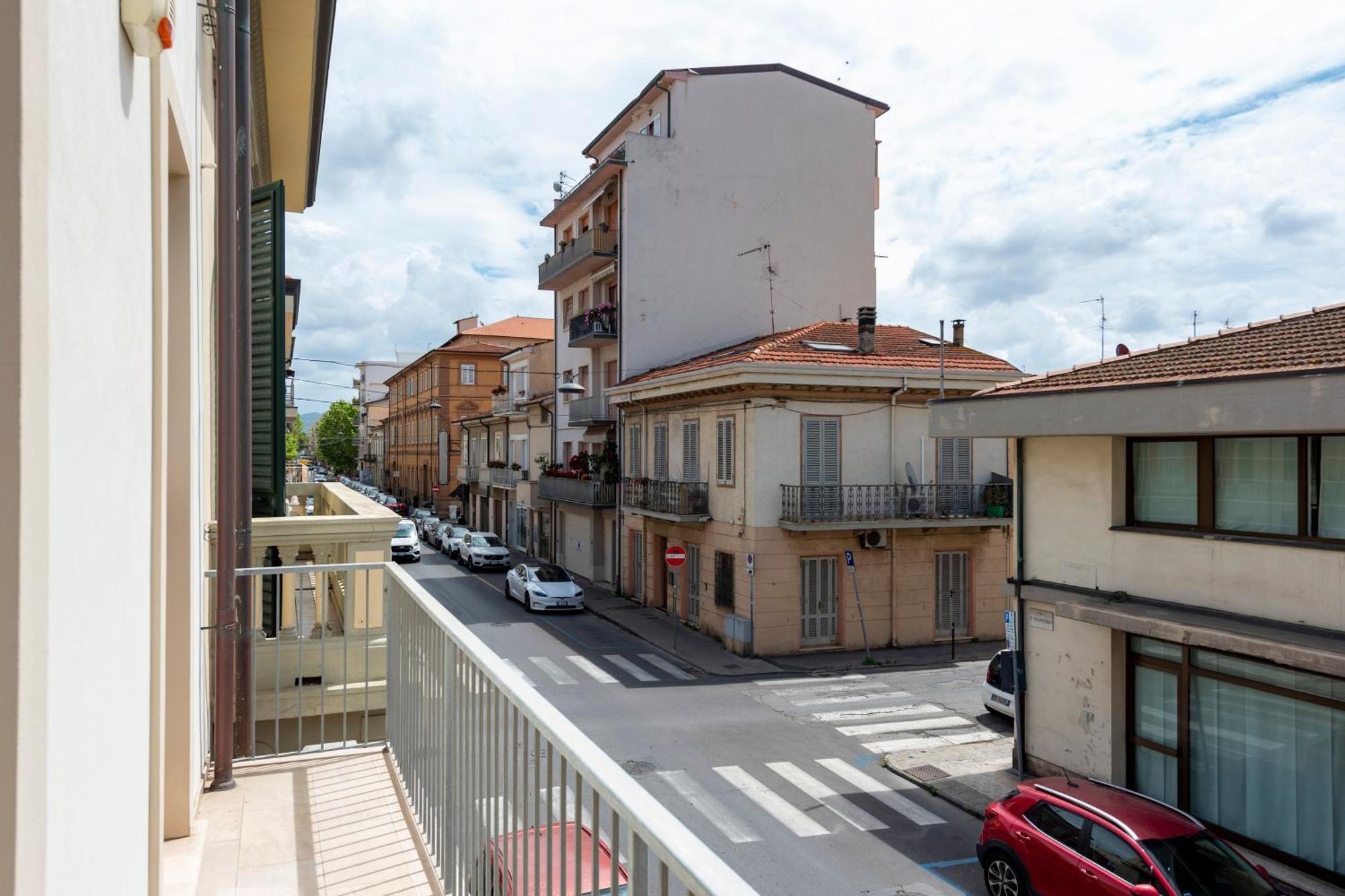 La Suite 2 Ondina Viareggio 200M From Sea - Happy Rentals 外观 照片