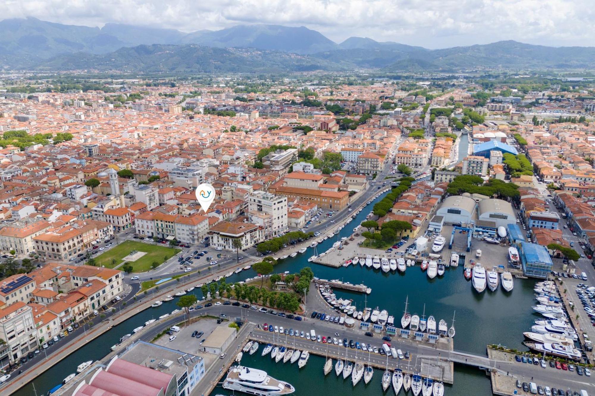 La Suite 2 Ondina Viareggio 200M From Sea - Happy Rentals 外观 照片