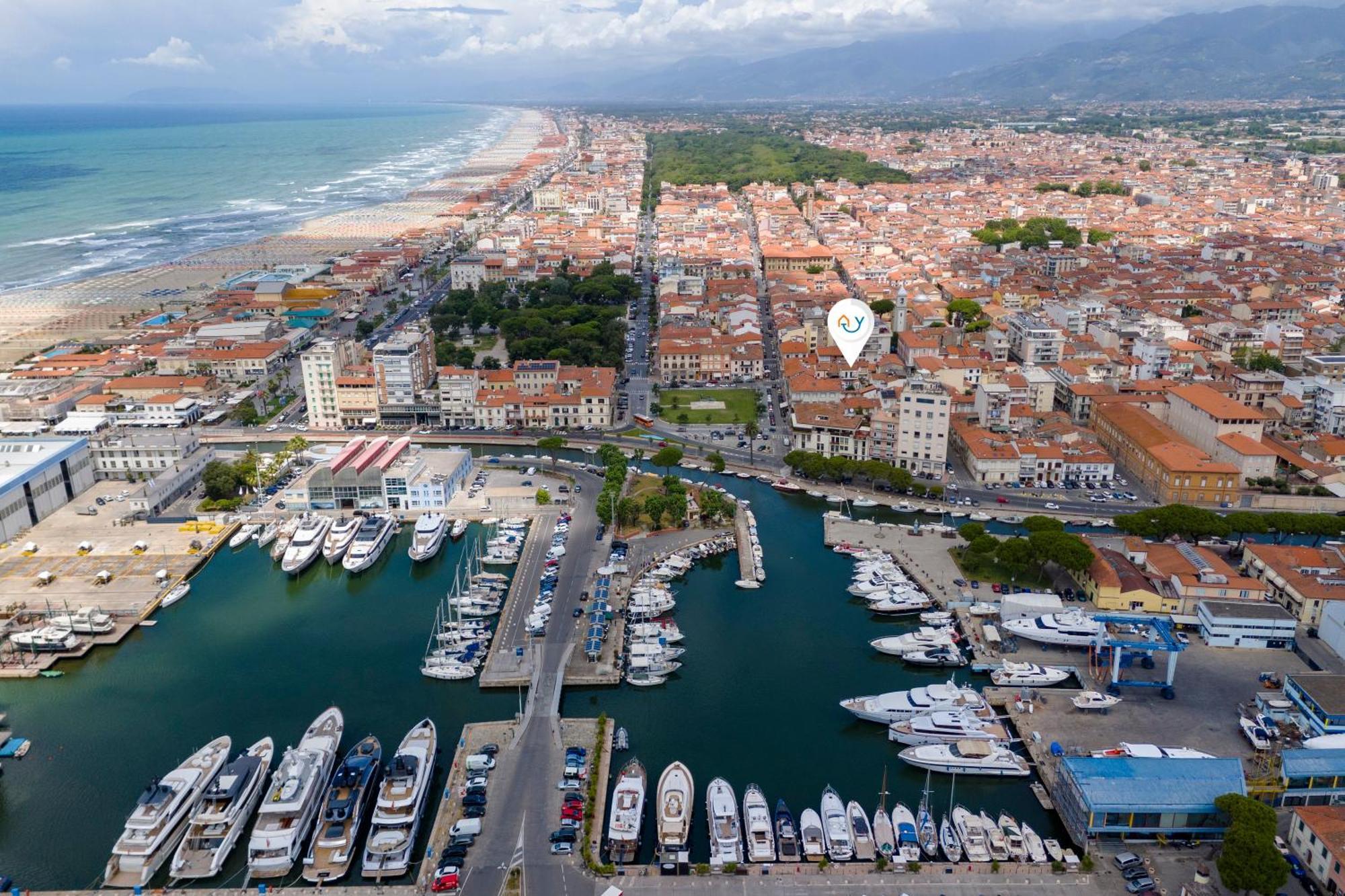 La Suite 2 Ondina Viareggio 200M From Sea - Happy Rentals 外观 照片